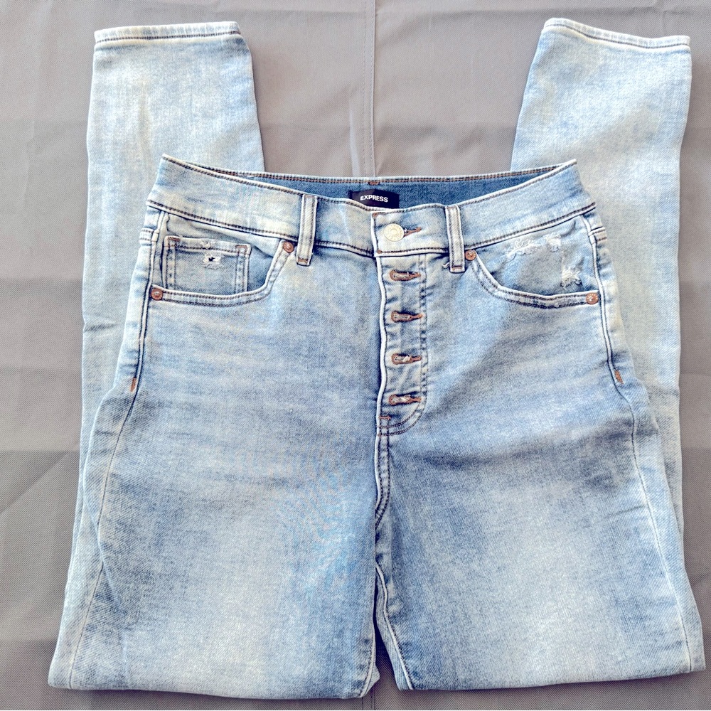 Express Skinny High Rise Jean, blue white wash, size 6R